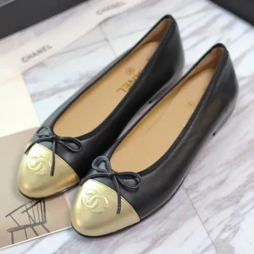 Chanel 2018 Ladies Classic CC Logo Ribbon Ballet F… - 1