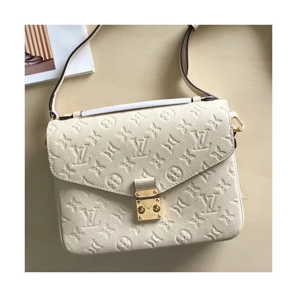 Louis Vuitton Pochette Metis Shoulder Bag,25cm - 루… - 1
