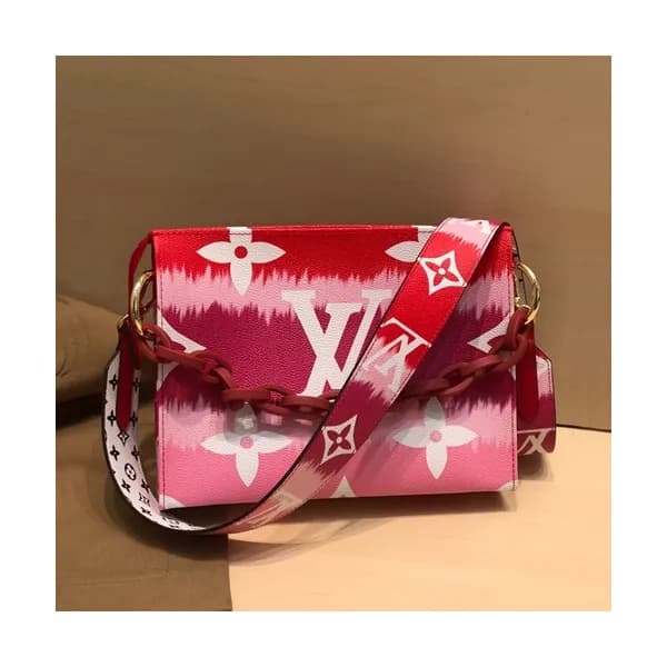 Louis Vuitton 2020 Women Clutch Bag / Shoudler Bag… - 1
