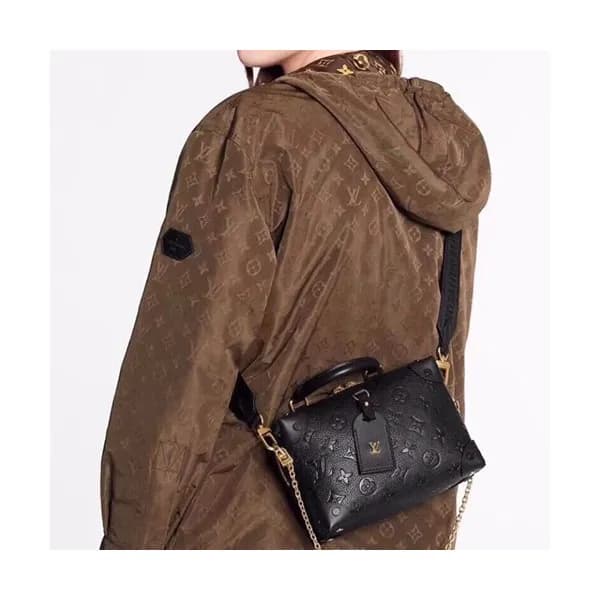 Louis Vuitton 2020 Lucky BB Tote Shoulder Bag,20cm… - 1