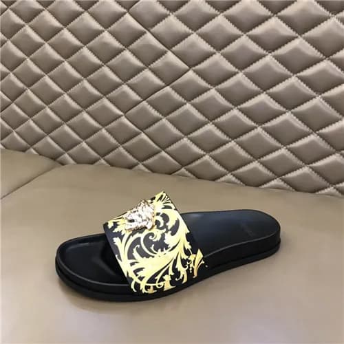 Versace 2021 Men's Leather Slipper,VERS0583 - … - 1