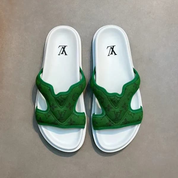 루이비통 남성 그린 슬리퍼 - Louis vuitton Mens Green Slippers… - 1