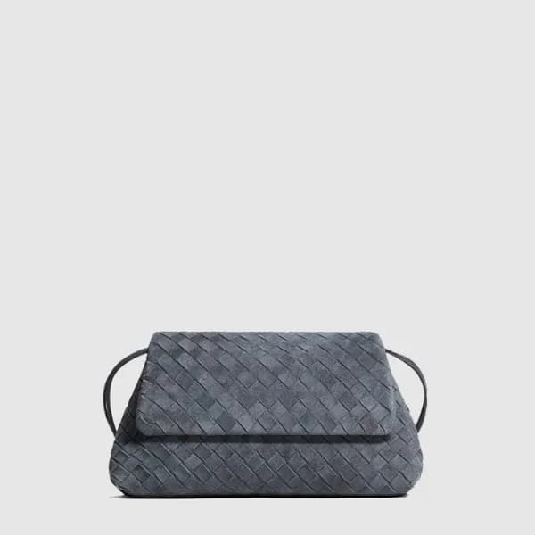 보테가 베네타 여성 지오르노 백 - Bottega veneta Womens Giorno B… - 1