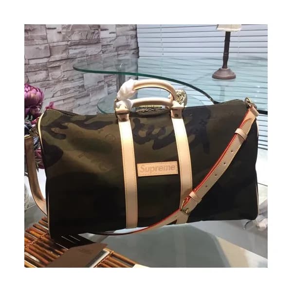 Louis Vuitton & Supreme Apollo Keepall Bandouliere… - 1