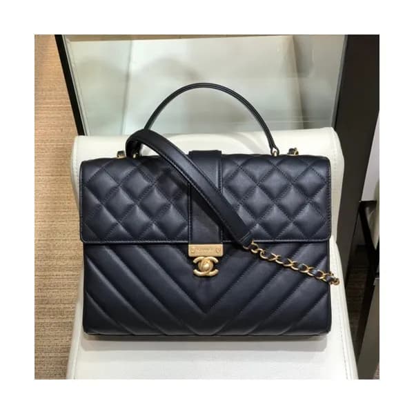 Chanel 2019 Leather Large Chain Tote Shoulder Bag … - 1