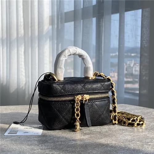 [유니크한]Chanel 2021 Women's Leather Mini Shoulde… - 1
