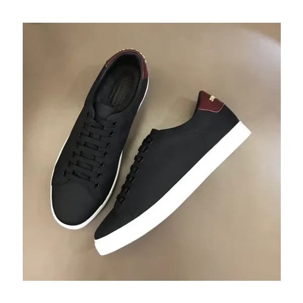 버버리 남성 벨크로 블랙 스니커즈 - Mens Black Sneakers - bur0444… - 1