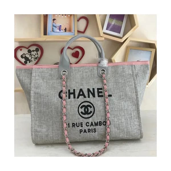 Chanel 2019 Canvas Deauville Tote Shoulder Bag,38C… - 1