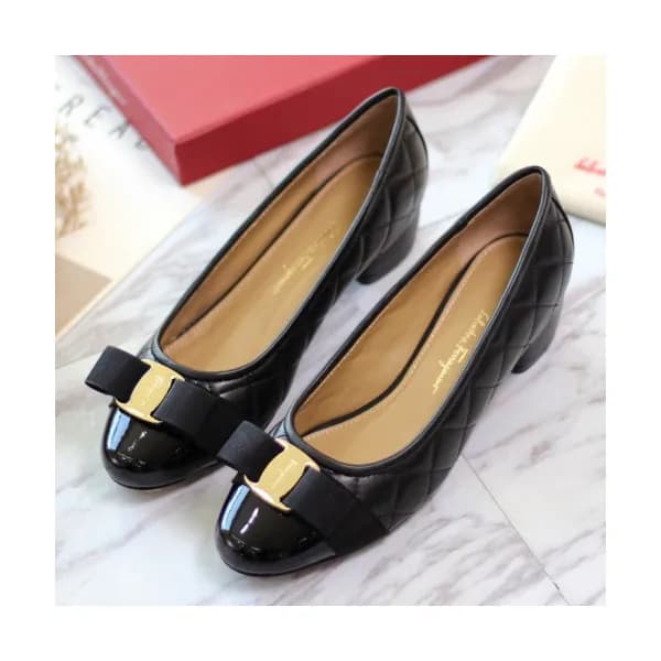 Ferragamo 2019 Womens Ribbon Metal Logo Ballet Sho… - 1