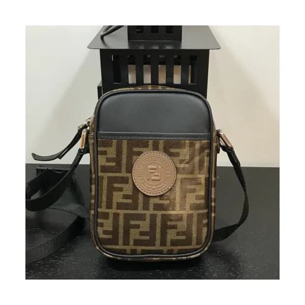 Fendi 2019 PVC Shoulder Bag,19CM - 펜디 2019 PVC 남여공… - 1