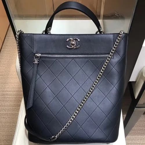 Chanel 2019 Bucket Shoulder Bag,24CM - 샤넬 2019 버킷 … - 1