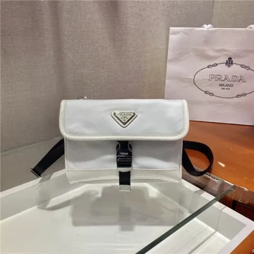 [프라다] Prada 2020 Men's Nylon Shoulder Bag,18cm… - 1