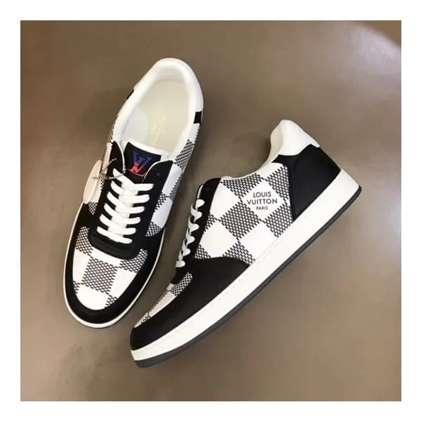 루이비통 남성 모던 블랙 스니커즈 - Mens Black Sneakers - lou0429… - 1