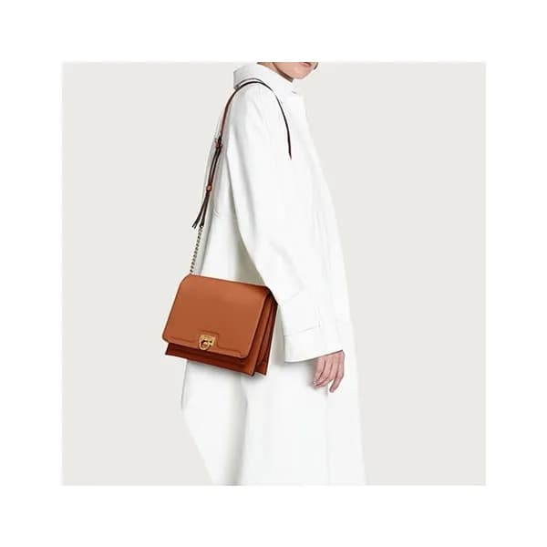 페라가모 여성 트리폴리오 플랩 숄더백 - Ferragamo Womens Trifolio F… - 1