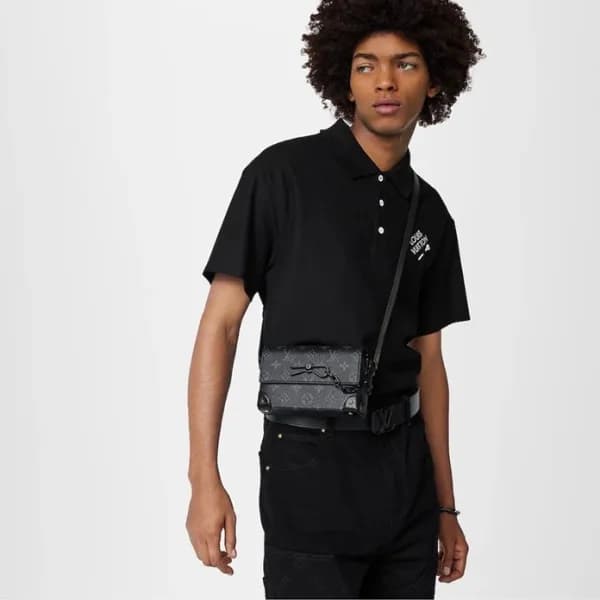 루이비통 남성 블랙 카메라백 - Louis vuitton Mens Black Camera… - 1
