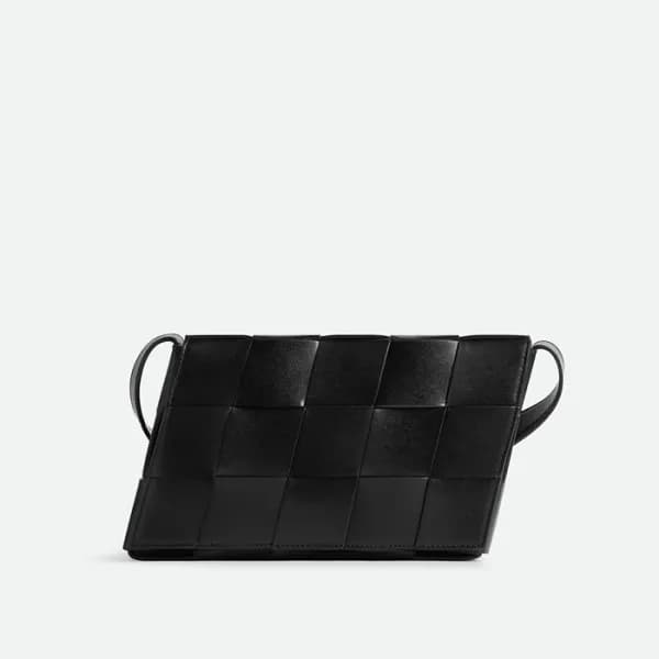 보테가베네타 남성 블랙 카세트백 - Bottega Veneta Mens Black Cass… - 1