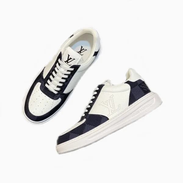 루이비통 남성 블랙 스니커즈 - Louis vuitton Mens Black Sneaker… - 1