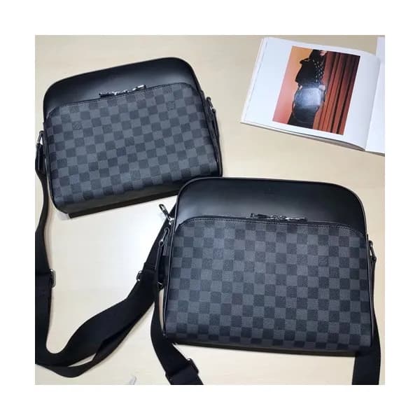 Louis Vuitton Dayton Reporter Messenger Shoulder… - 1
