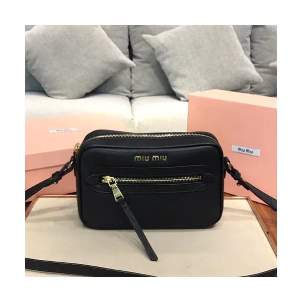 MiuMiu 2019 Camera Shoulder Cross Bag,23cm - 미우미우 … - 1