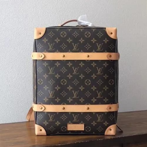 Louis Vuitton 2019 Monogram Trunk Back Pack,36cm -… - 1