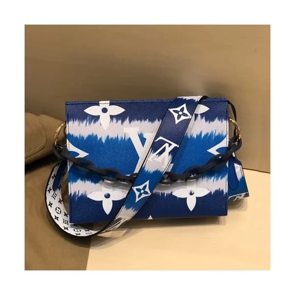 Louis Vuitton 2020 Women Clutch Bag / Shoudler Bag… - 1