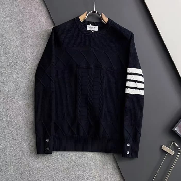 [톰브라운]Thom Browne Mens Strap Crew-neck Sweaters - … - 1