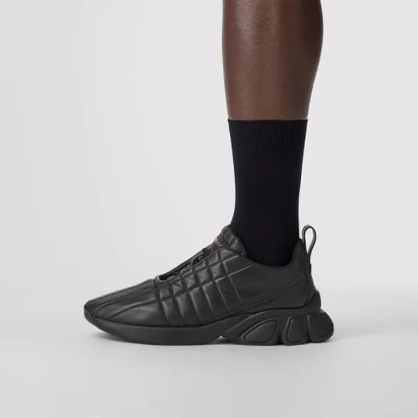버버리 남성 트렌디 블랙 스니커즈 - Burberry Mens Black Sneakers … - 1