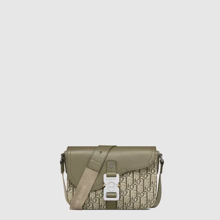 디올 남성 새들 스몰 플랩 스트랩 백 - Dior Mens Saddle Small Flap… - 1