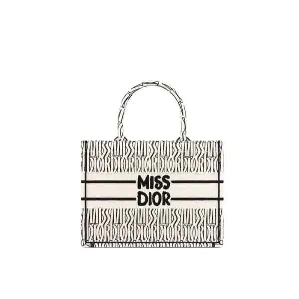 디올 여성 미스 디올 북토트 M1286 - Dior Womens Miss-D Allover… - 1