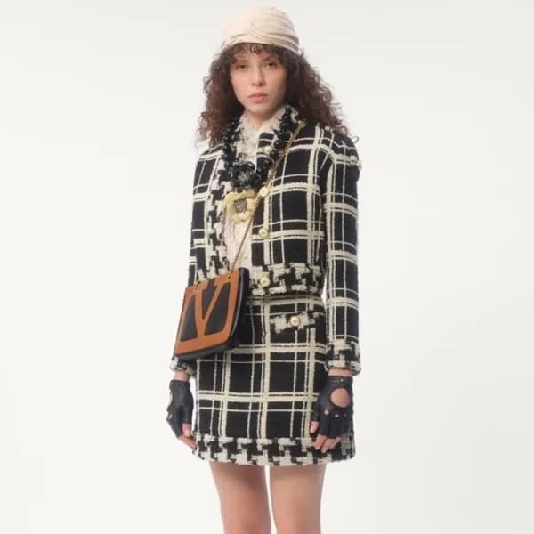 발렌티노 여성 브이로고 시그니처 숄더백 - Valentino Womens Vlogo Sig… - 1