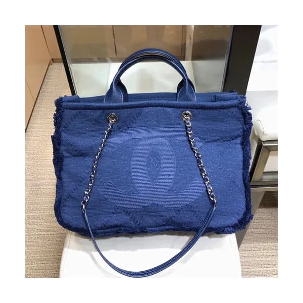 Chanel 2019 Wool Blend Tote Shoulder Bag ,38CM - 샤… - 1