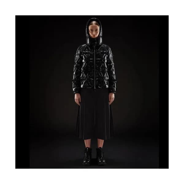 Moncler 2019 Womens Patch Logo Modern Duck Down Sh… - 1