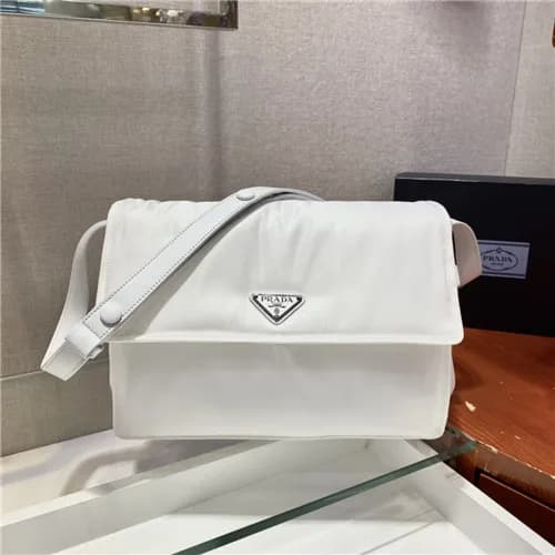 [프라다]Prada 2021 Women's Nylon Shoulder Bag,30c… - 1