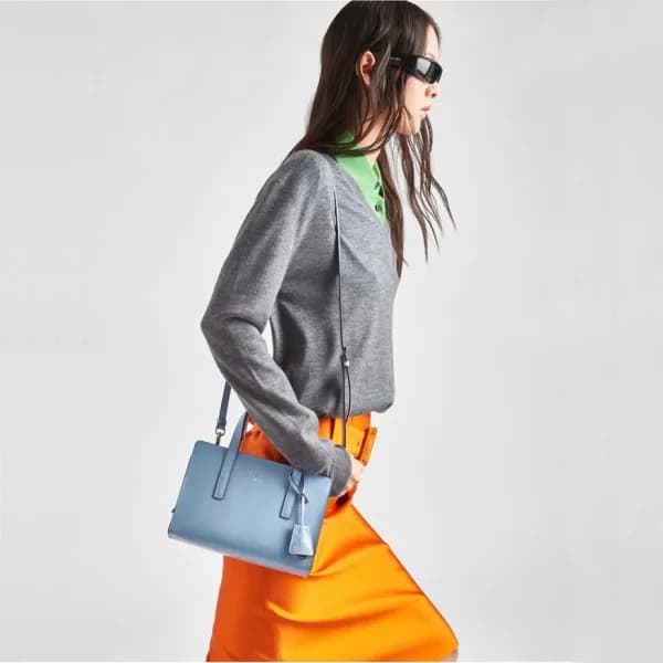 프라다 여성 블루 숄더백 - Prada Womens Blue Shoulder Bag - p… - 1