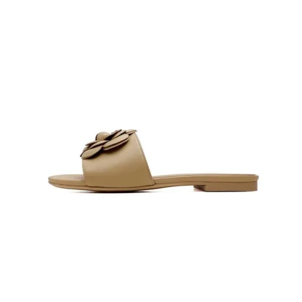 샤넬 여성 까멜리아 베이지 뮬 - Chanel Womens Beige Slippers - … - 1