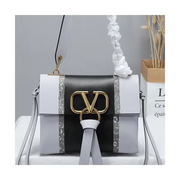 Valentino 2019 V-ring Leather Shoudler Bag,24CM - … - 1
