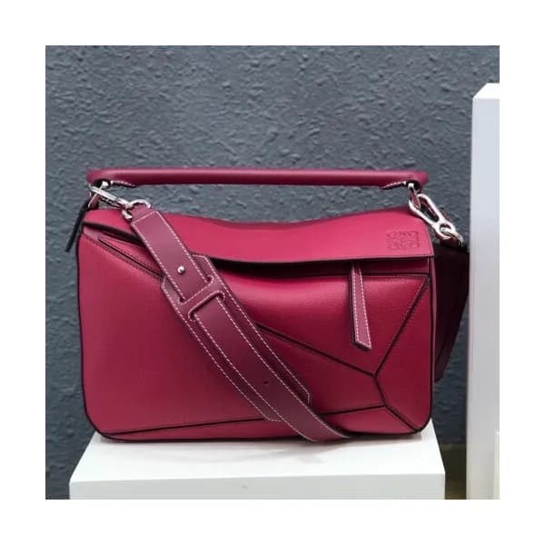 Loewe 2019 Puzzle Medium Shoulder Bag, 29CM - 로에베 … - 1
