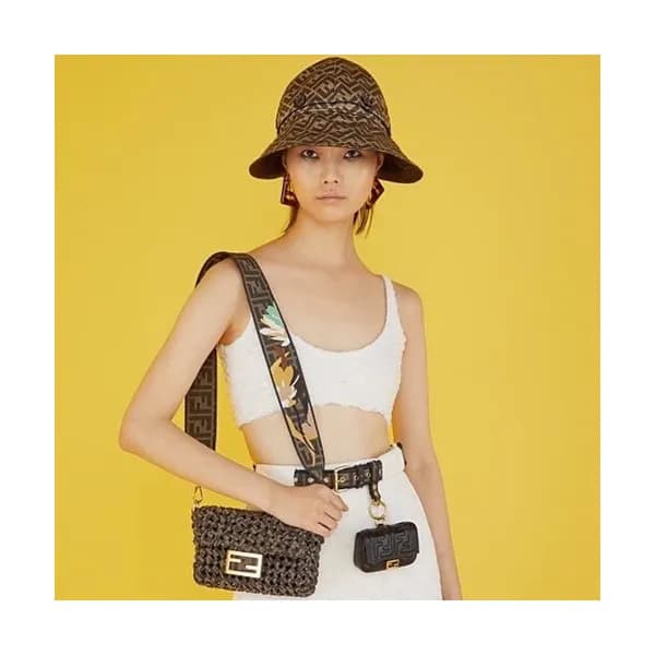 Fendi 2020 Baguette Tote Shoulder Bag, 18.5cm - 펜디… - 1