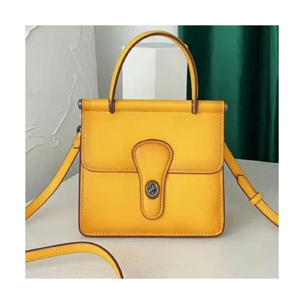 Coach 2020 Leather Tote Shoulder Bag,18cm - 코치 202…