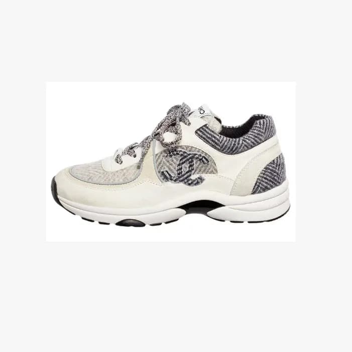 샤넬 남/녀 화이트 CC 스니커즈 - Chanel Unisex White Sneakers … - 1