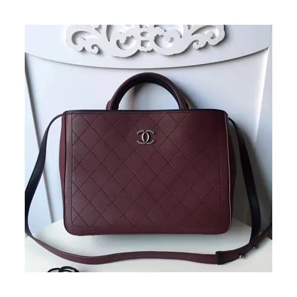 Chanel 2018 Tote Shoulder Bag, 28CM - 샤넬 2018 토트 숄… - 1