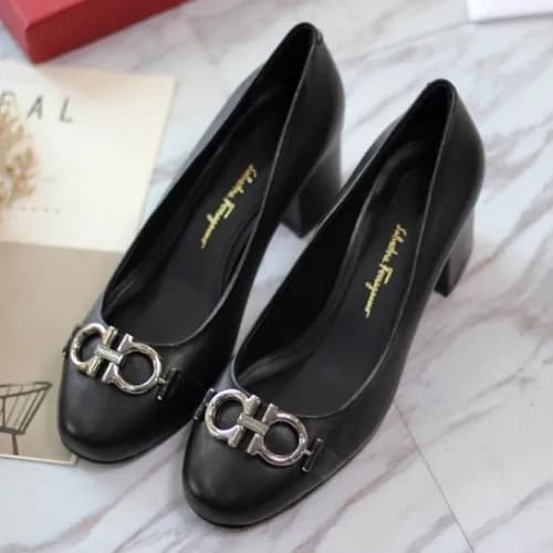 Salvator Ferragamo 2019 Ladies Gancini Leather Pum… - 1