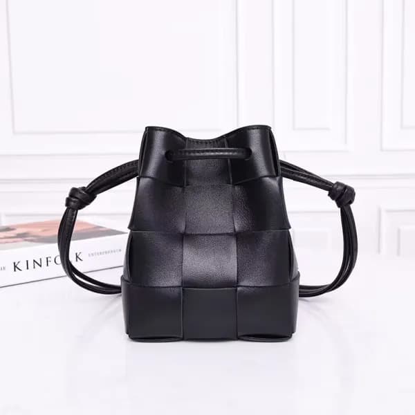 2023 보테가 여성 블랙 버킷백 - Womens Black Bucket Bag - bv0… - 1
