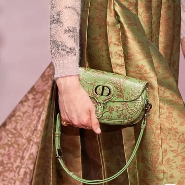 디올 여성 그린 바비백 - Dior Womens Green Bobby Bag - dio02… - 1