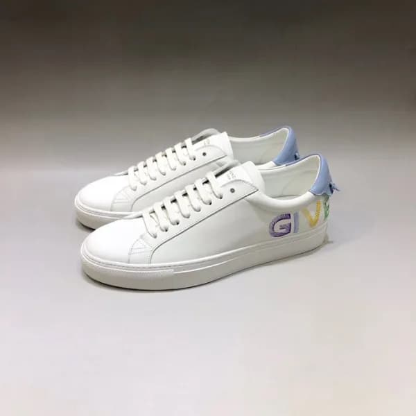 지방시 남/녀 클래식 화이트 스니커즈 - Unisex White Sneakers - giv… - 1