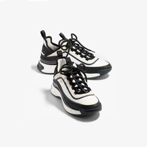 샤넬 여성 블랙 CC 믹파 - Chanel Womens Black Sneakers - ch… - 1