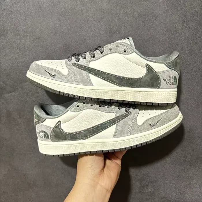 나이키 남/녀 로우 스니커즈 - Nike SB Dunk Low Unisex Sneaker … - 1