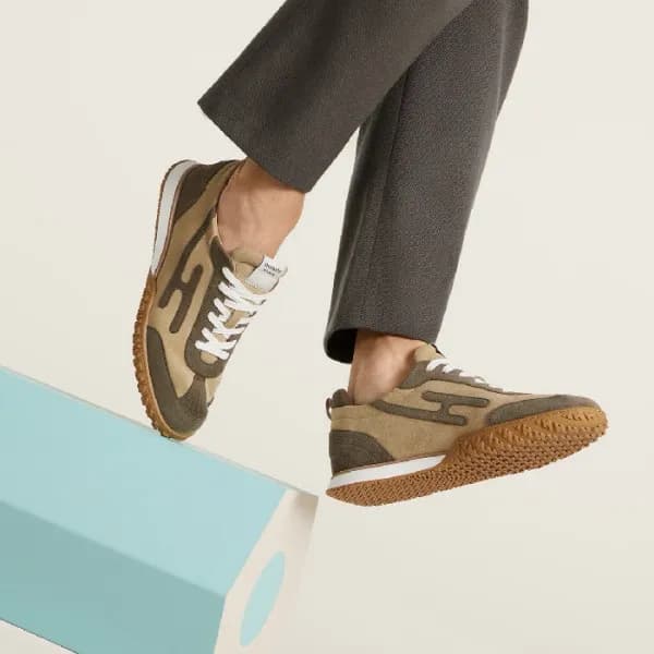 에르메스 남/녀 제트 스니커즈 - Hermes Unisex Jet Sneakers - he… - 1