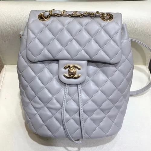 Chanel 2019 Women Back Pack,22/24CM - 샤넬 2019 여성용 … - 1