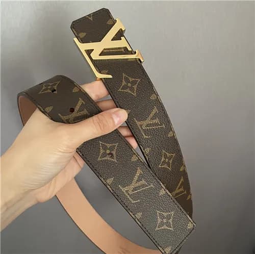 Louis Vuitton 2021 Men's Leather Belt,4.0cm,LO… - 1